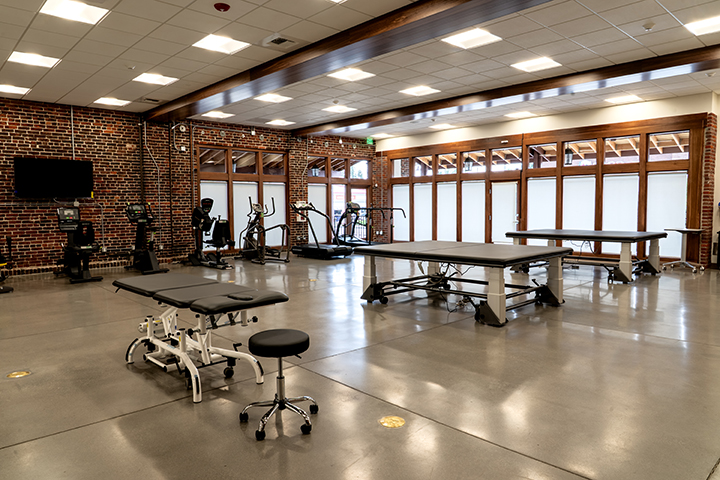 Casa Colina Physical Therapy & Rehabilitation Center – Monrovia interior